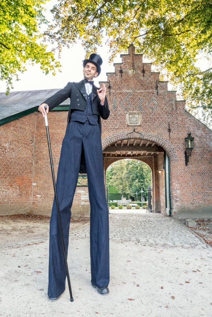Butler Giant boeken bij boekingskantoor kwadraad online prijs 3 scaled