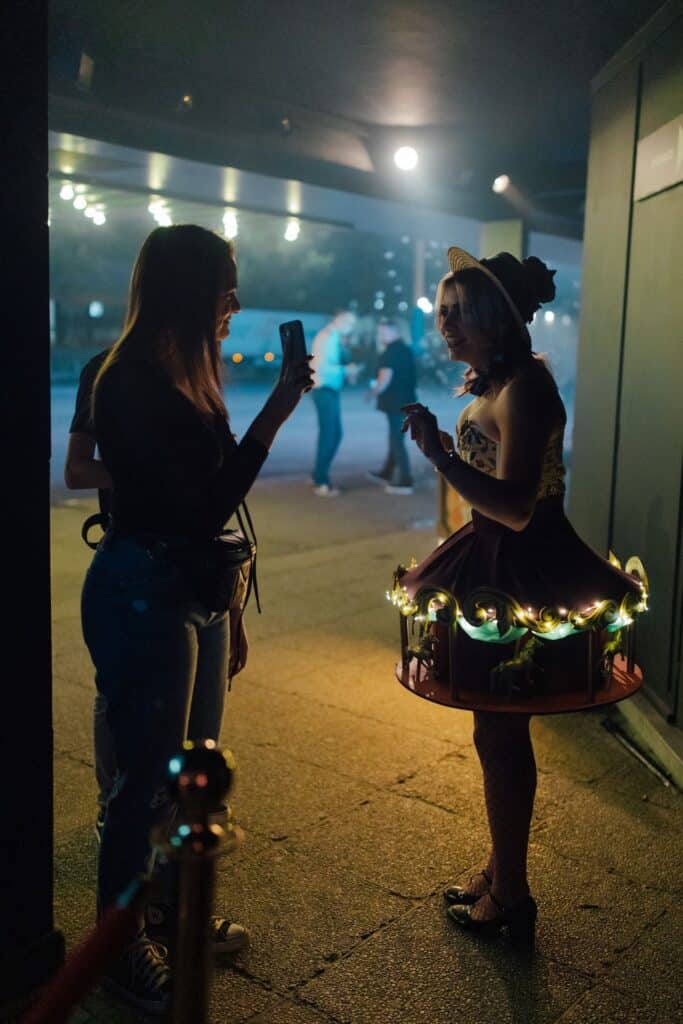 Carousel girls online prijs is te boeken bij boekingskantoor kwadraad circus 4