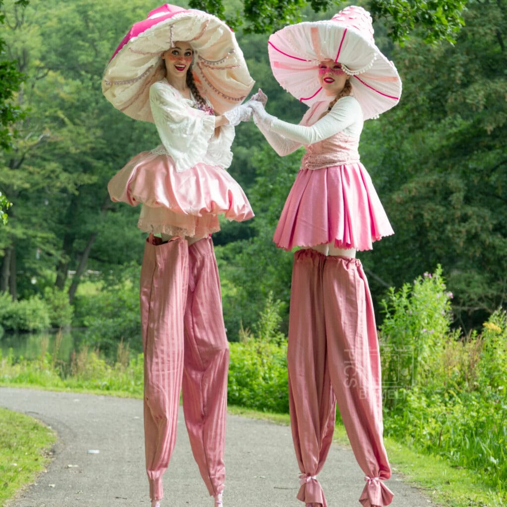 Pink paddenstoel is te boeken via boekingskantoor kwadraad online prijs stetloopact mycena rosea