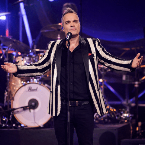 Robbie Williams Just Like Robbie imitator is te boeken via booking agent Kwadraad (2)