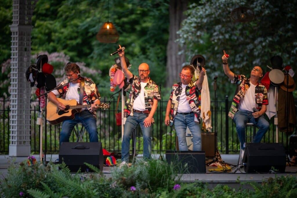 4TACT De Strangers Tribute band is te boeken via boekingskantoor Kwadraad (10)