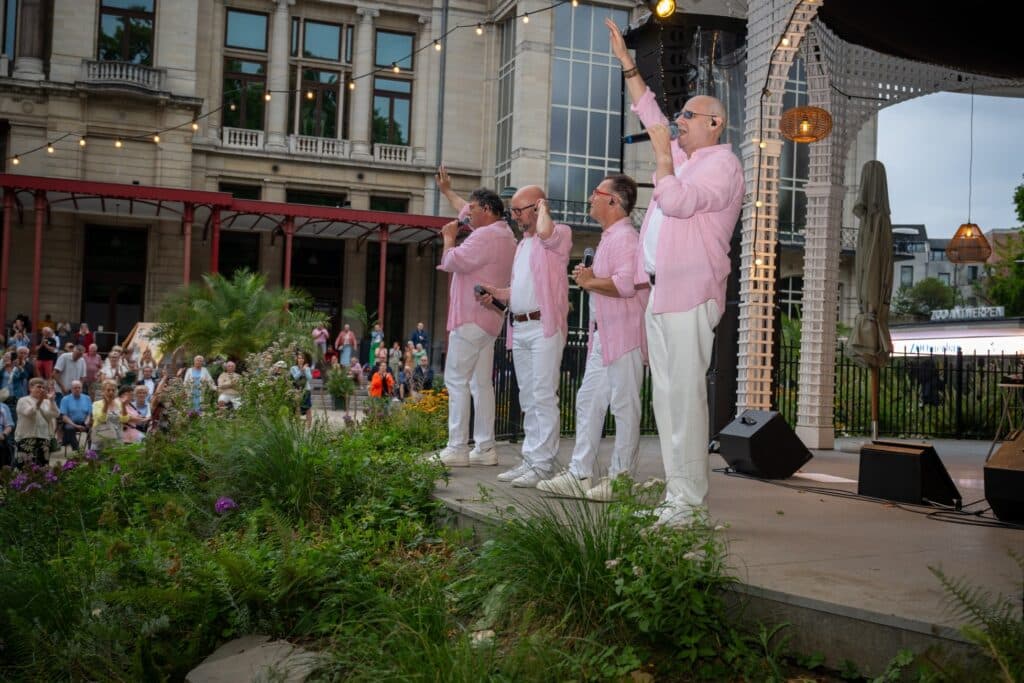 4TACT De Strangers Tribute band is te boeken via boekingskantoor Kwadraad (7)