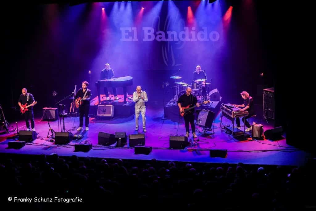 El Bandido Tura Tribute band is te bnoeken via hun boekingskantoor Kwadraad (11)