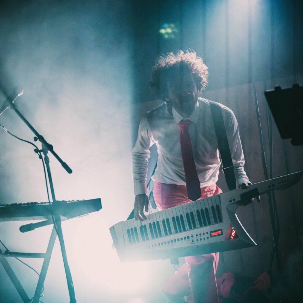 HirfroceOne band is te boeken via Artiestenbureau Kwadraad (7)