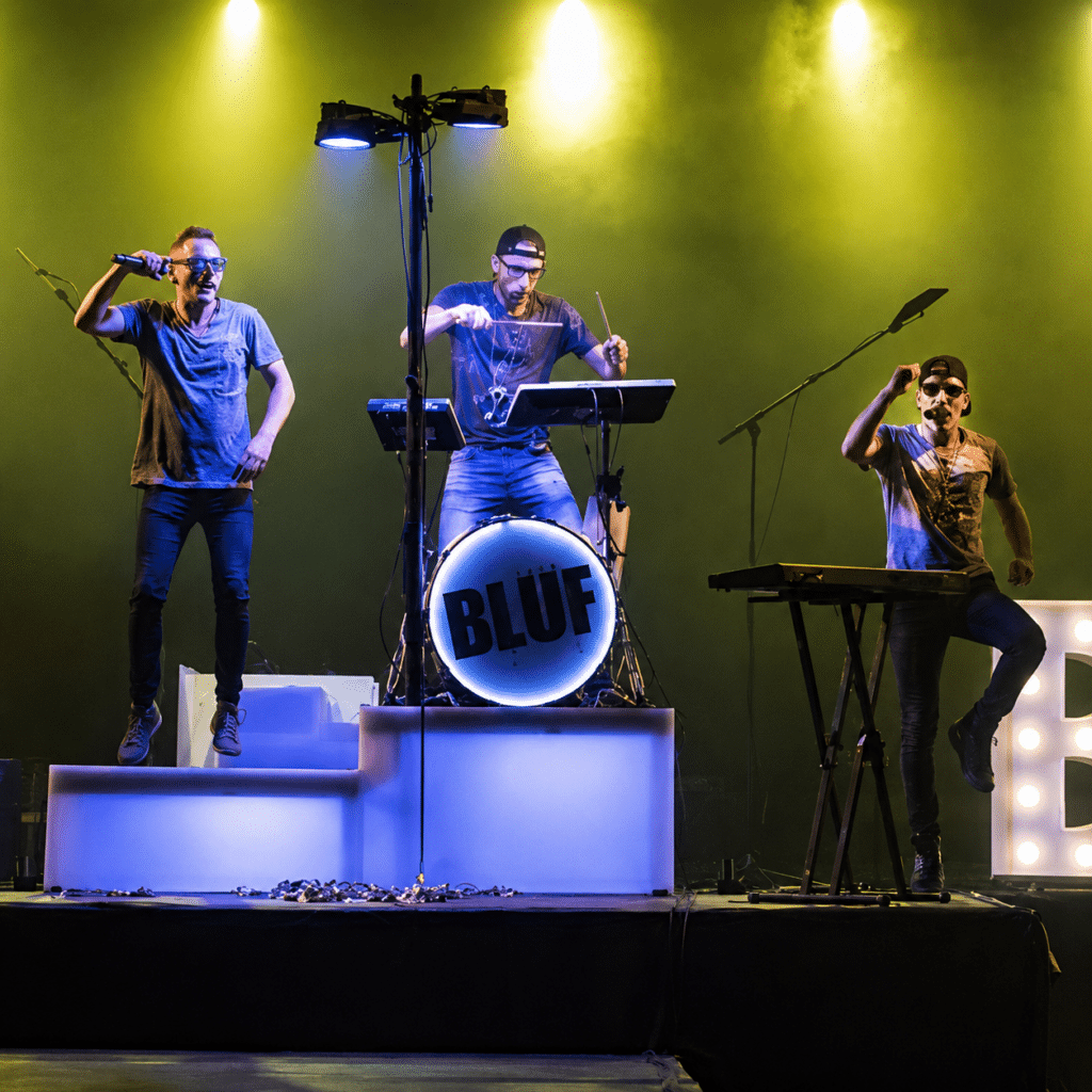 Trio Bluf Coverband is exclusief te boeken via boekingskantoor Kwadraad (2)