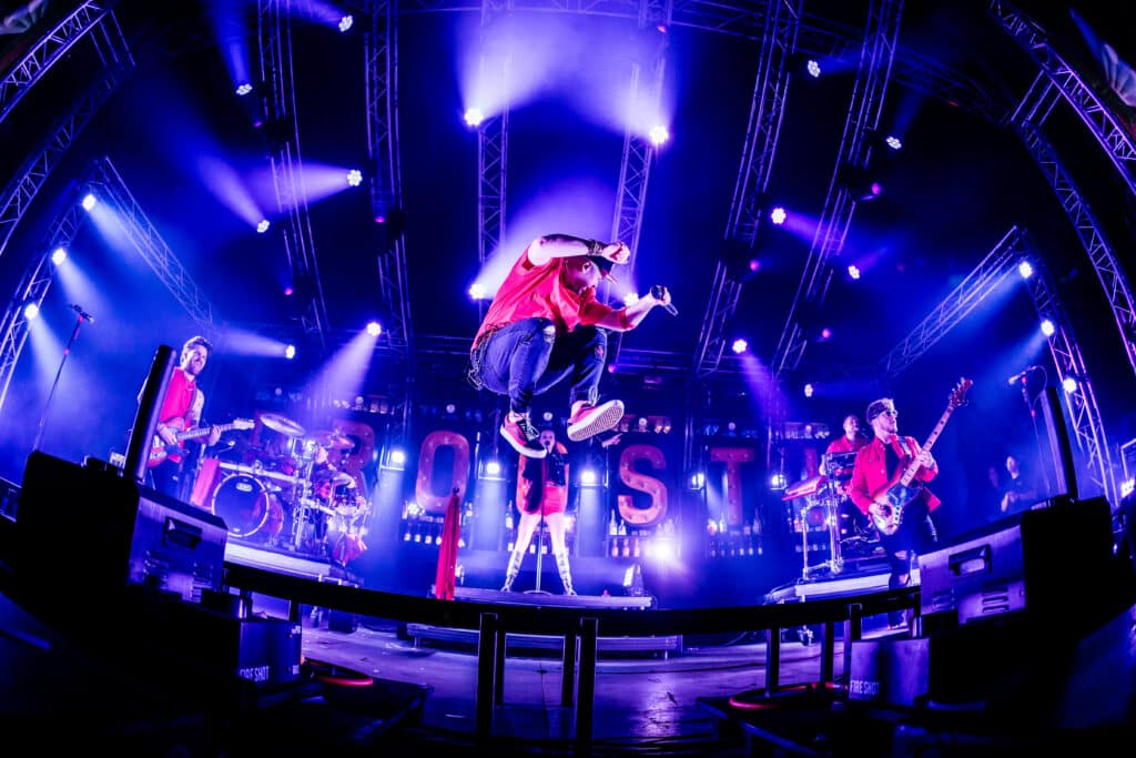 PROOST! band is exclusief te boeken via boekingskantoor KWADRAAD (10)