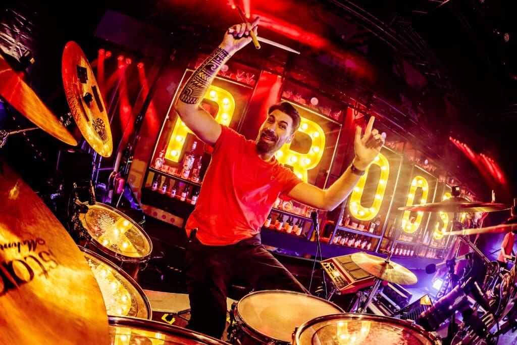 PROOST! band is exclusief te boeken via boekingskantoor KWADRAAD (25)