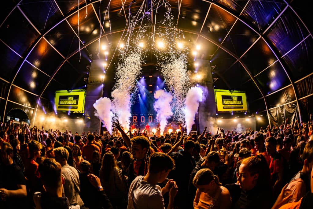 PROOST! band is exclusief te boeken via boekingskantoor KWADRAAD (6)