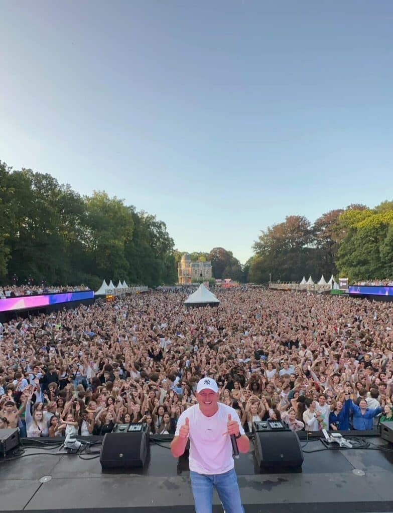 DJ Frank is te boeken via zijn boekingskantoor KWADRAAD (6)