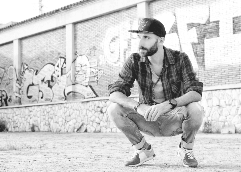 DJ Robert Abigail is te boeken via zijn boekingskantoor Kwadraad
