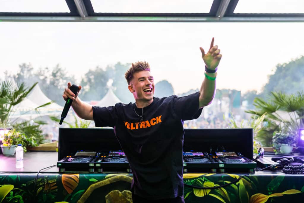 DJ Voltrack is te boeken via boekingskantoor Kwadraad (7)