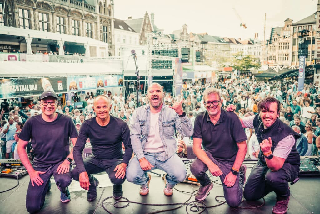 Run 2 You Bryan Adams Tribute Band is te boeken via boekingskantoor KWADRAAD (7)
