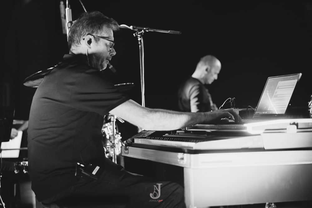 Run2You Bryan Adams Tribute Band is te boeken via boekingskantoor KWADRAAD (9)