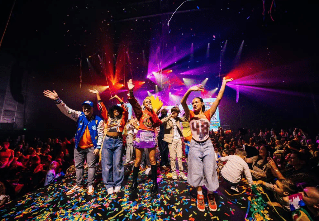 De Kids Carrousel kinderdisco is te boeken via boekingskantoor KWADRAAD (2)