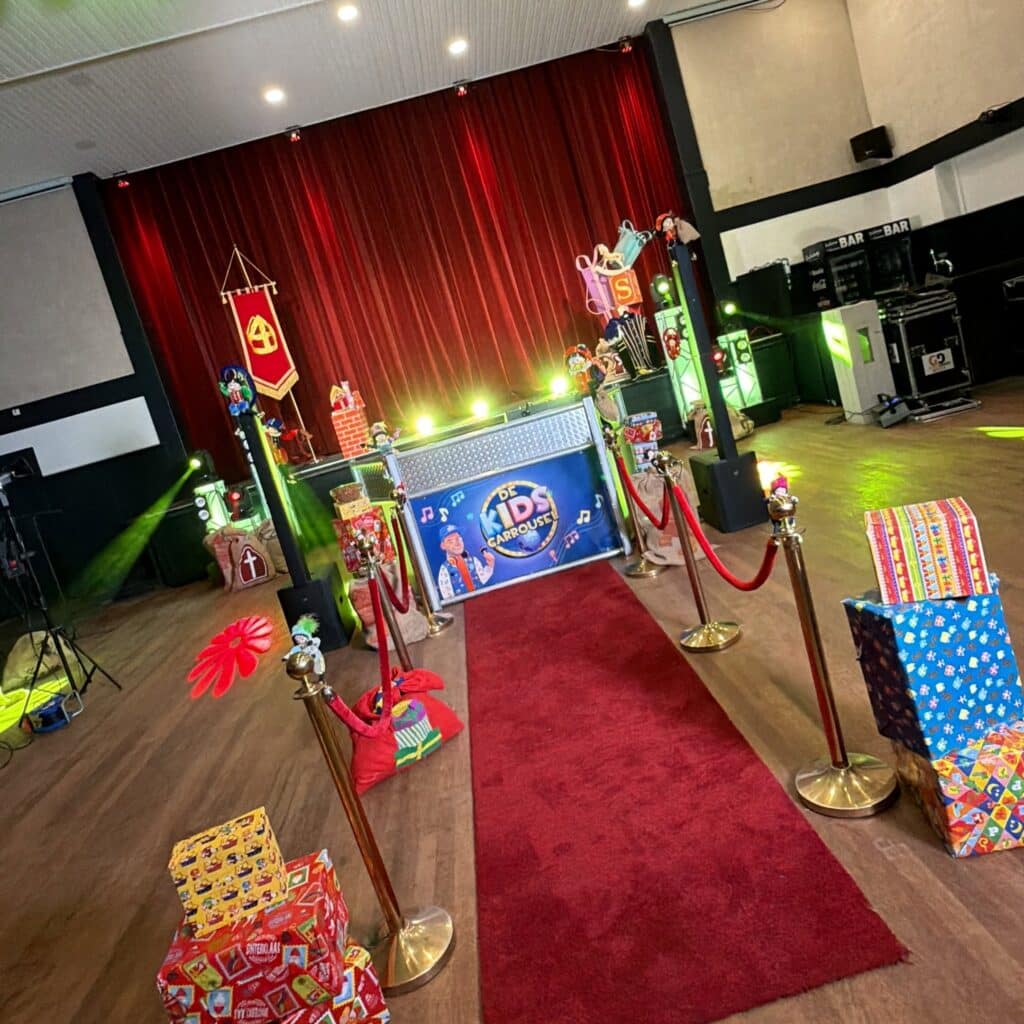 De Kids Carrousel kinderdisco is te boeken via boekingskantoor KWADRAAD (3)