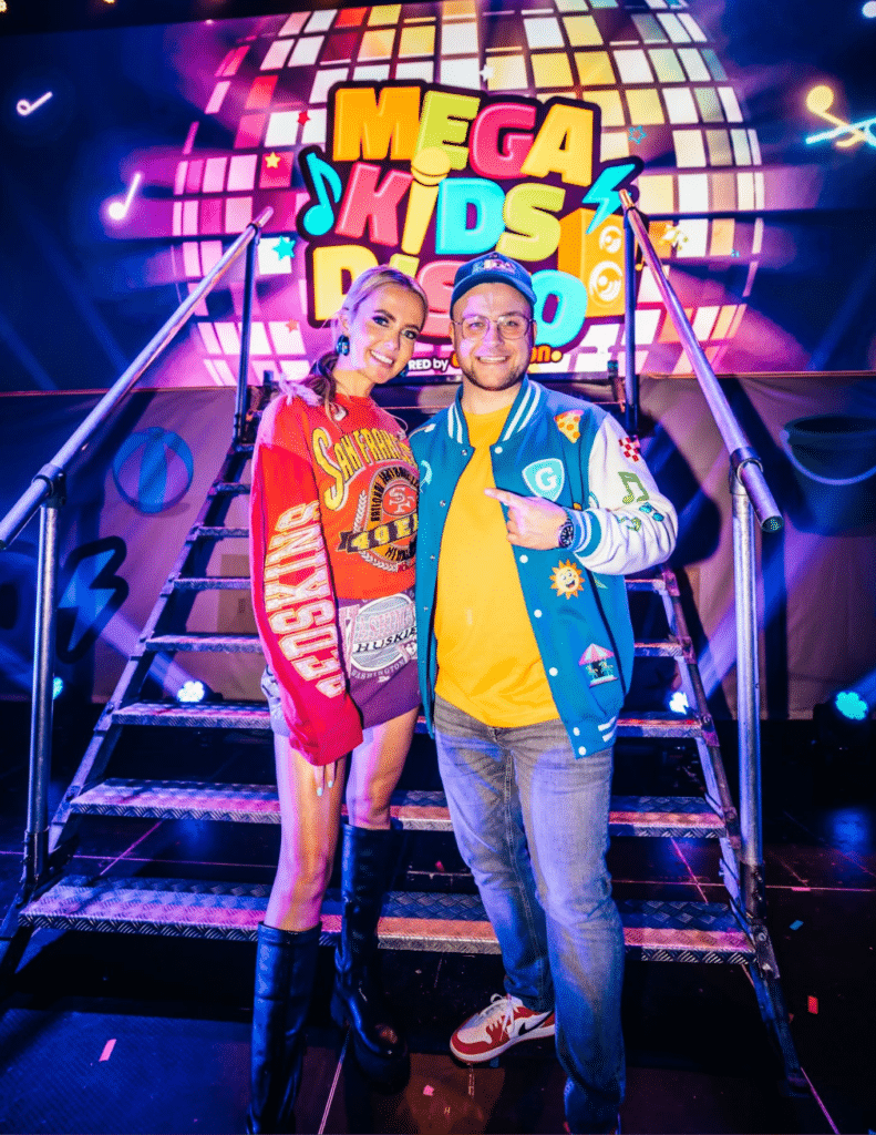 De Kids Carrousel kinderdisco is te boeken via boekingskantoor KWADRAAD (7)